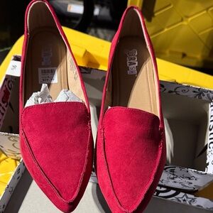 Brash Women's Vibrant Red Flats